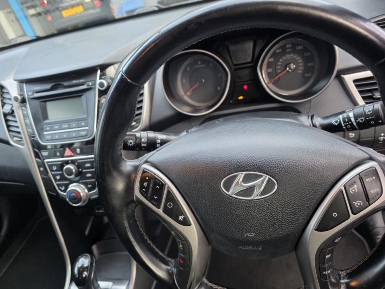HYUNDAI I30 1.6 CRDi Active 2014