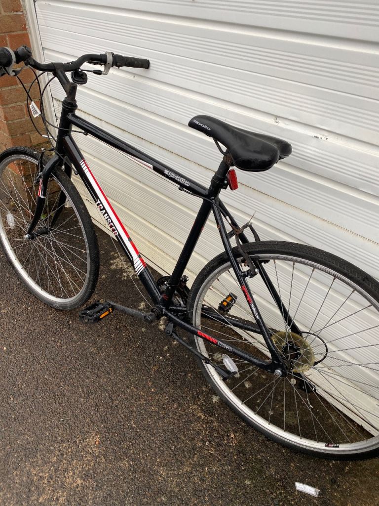 Apollo Transfer Hybrid Bike with Helmet and Locks