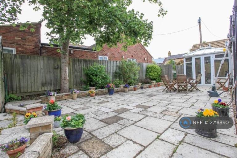 1 bedroom in High Street, Needingworth, St. Ives, PE27 (#2718890)