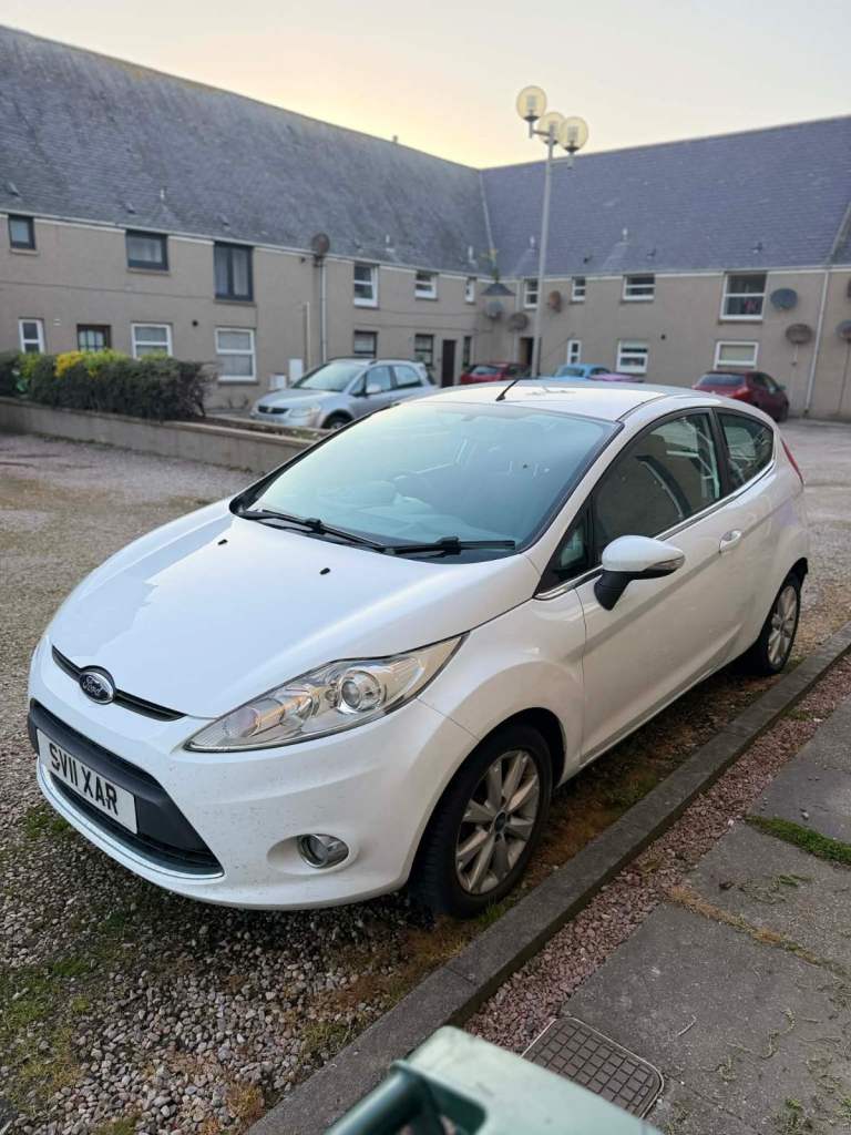 Ford, FIESTA, Hatchback, 2011, Manual, 1242 (cc), 3 doors