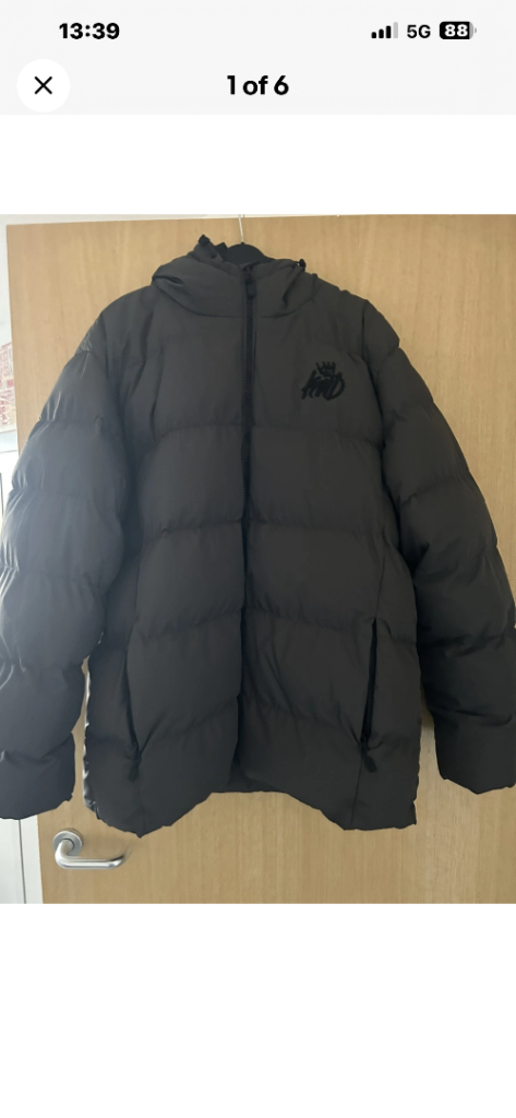 Mens Kings Will Dream  Quilted Coat With Hood never worn XL see photos 