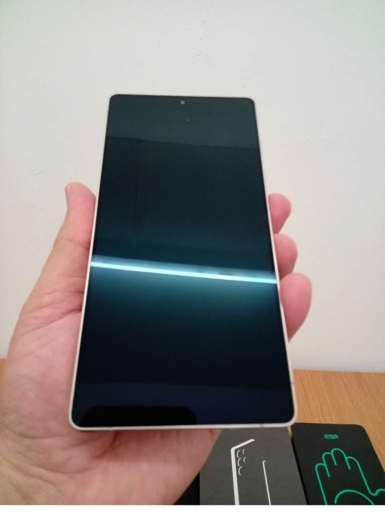 Samsung galaxy s25 ultra & Samsung warranty Mintcondition 