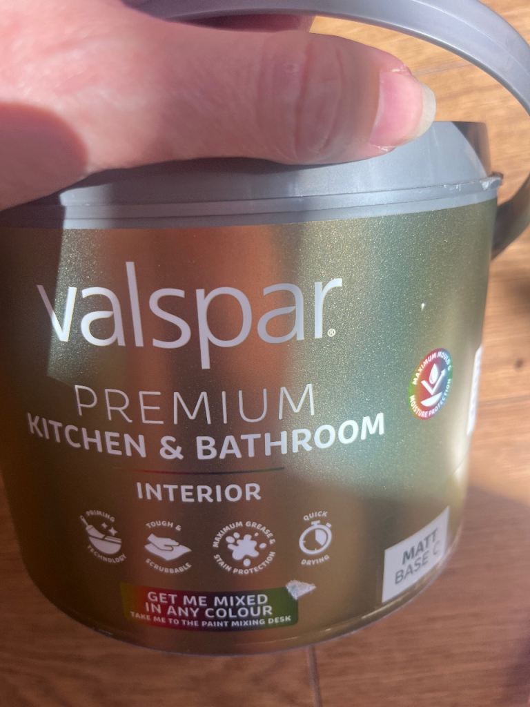 2.5L Valspar Premium kitchen and bathroom paint Moroccan Resort RRP £38