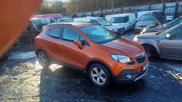 Breaking for spares vauxhall mokka 1.6 cdti 2015