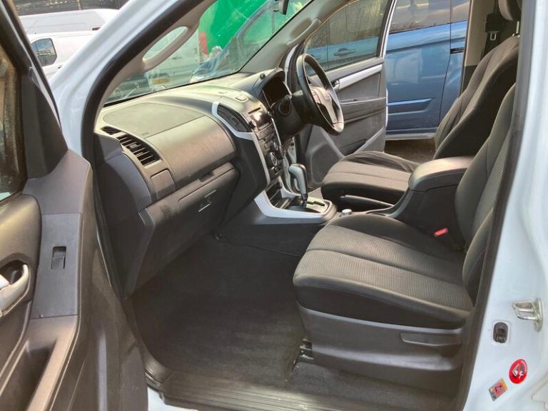 Isuzu Rodeo ISUZU RODEO 4X4 WITH AIRCON. 9,950 NO VAT