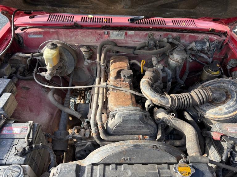 1995 Toyota Hilux SINGLE CAB 2.4D MANUAL RED NA Diesel Manual