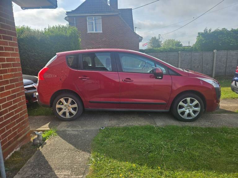 Peugeot, 3008, Hatchback, 2012, Manual, 1598 (cc), 5 doors