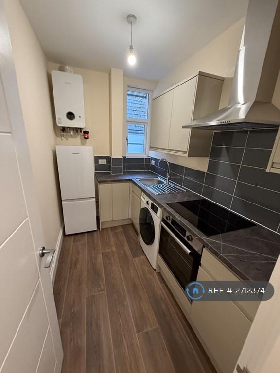 1 bedroom flat in Woodland Road, Bristol, BS8 (1 bed) (#2712374)