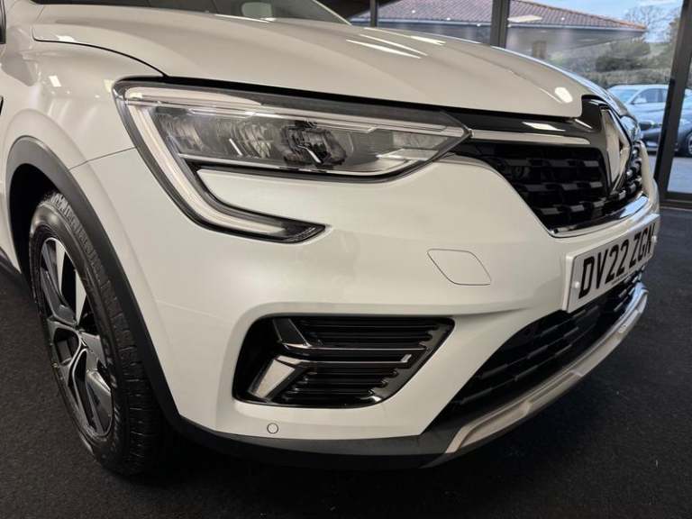 2022 Renault Arkana 1.6 E-TECH Hybrid 145 Iconic 5dr Auto COUPE PETROL/ELECTRIC Automatic