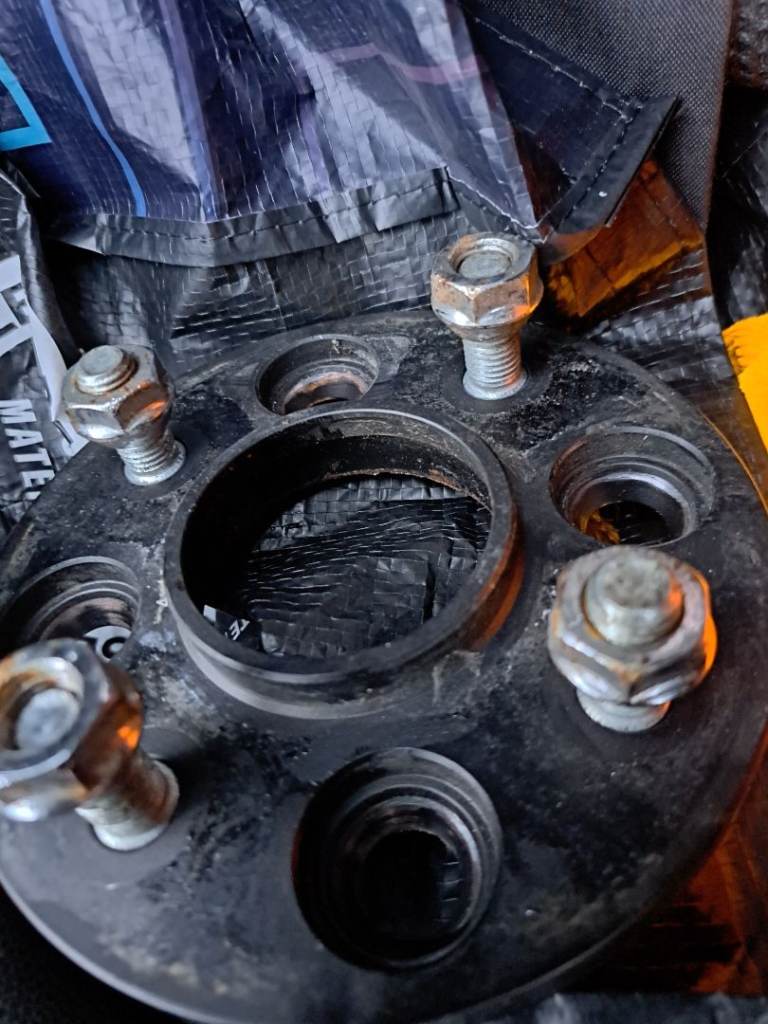 Fiesta mk7 12mm wheel spacers 