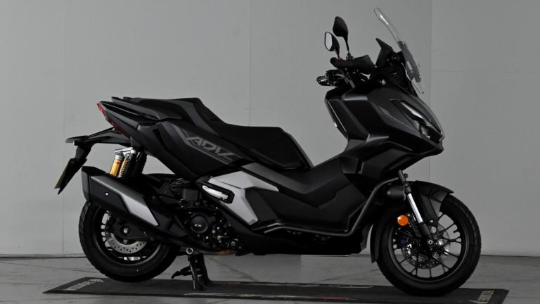 2025 Honda ADV 350 350 CVT V-Belt Euro 5 Scooter Petrol Automatic