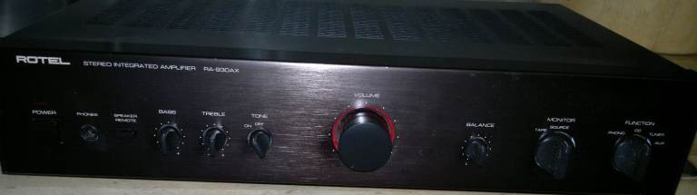 Rotel RA-930AX Amplifier