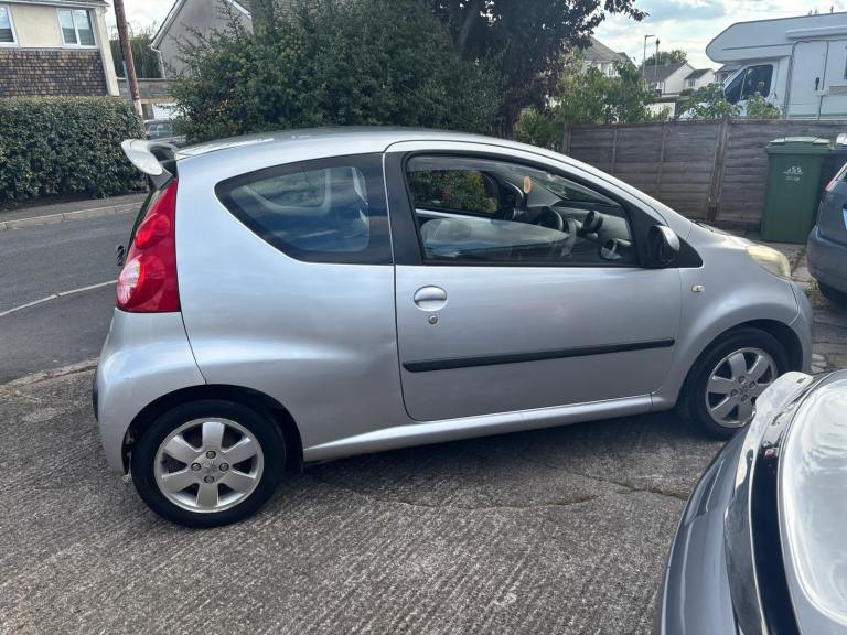 Peugeot, 107, Hatchback, 2006, Manual, 998 (cc), 3 doors