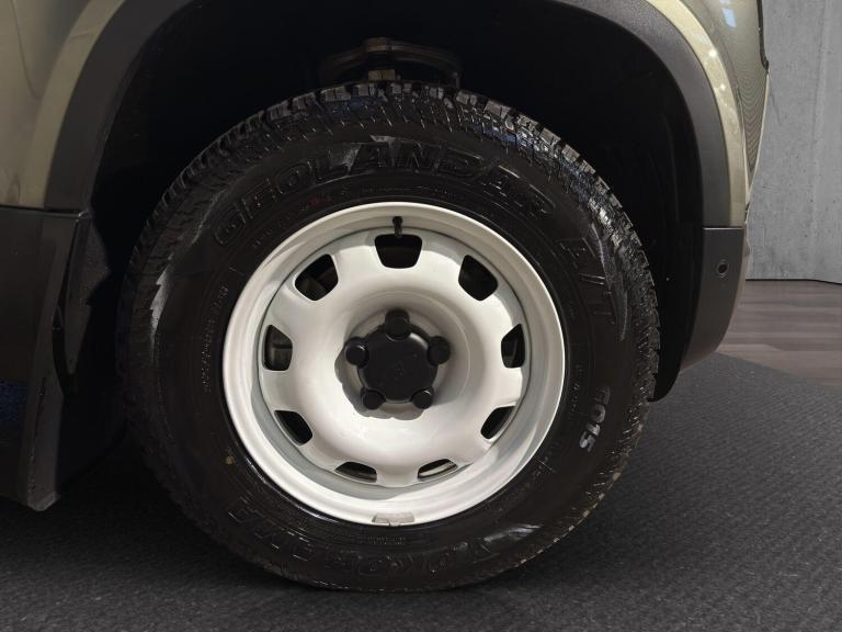 2023 Land Rover Defender 3.0 D250 Hard Top Auto PANEL VAN DIESEL Automatic