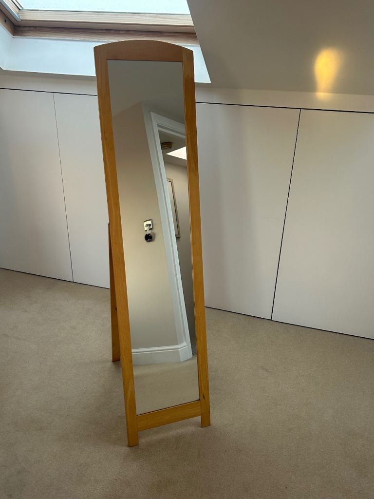 Freestanding full length mirror