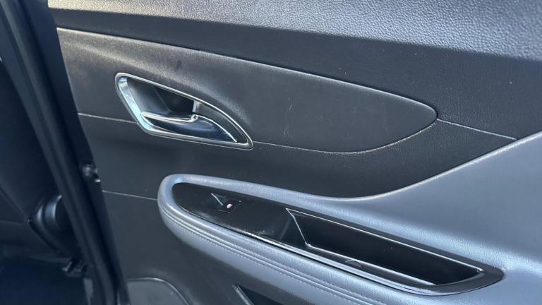 2015 Vauxhall Mokka 1.6i SE 2WD Euro 6 (s/s) 5dr HATCHBACK Petrol Manual