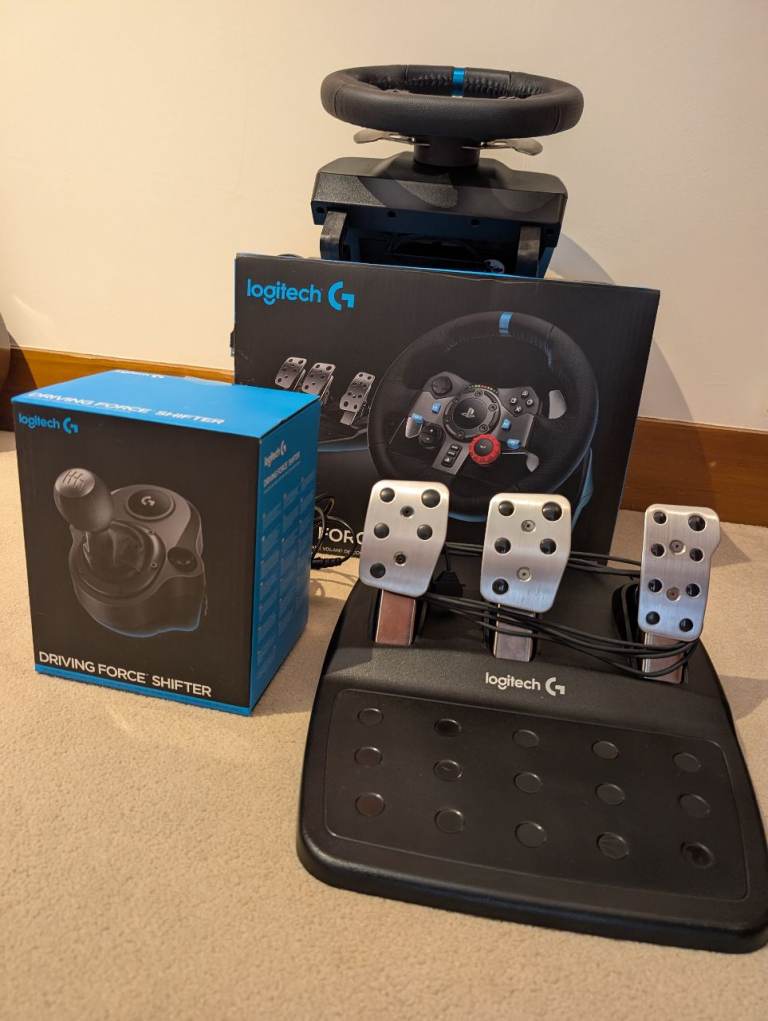 Logitech Driving Force G29 Wheel & Gearstick Set