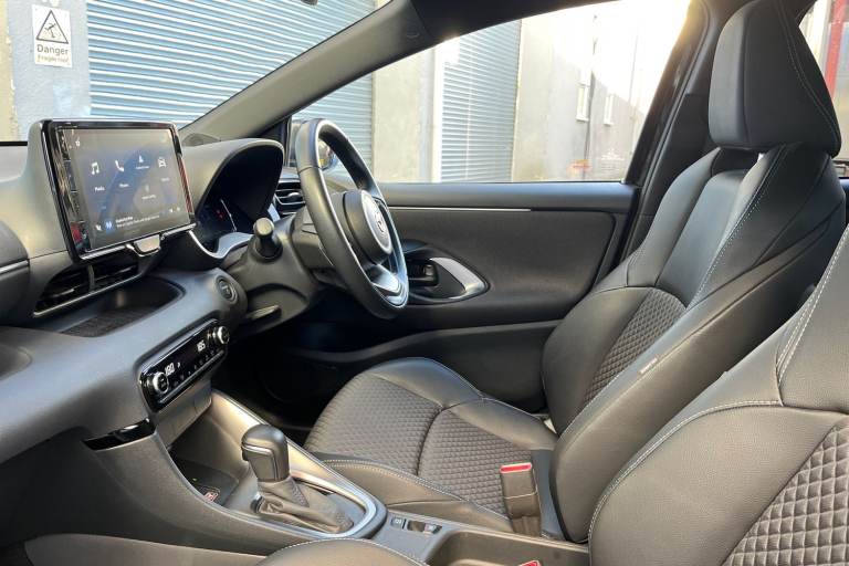 2024 Mazda Mazda2 HYBRID 104518 Hatchback Hybrid Automatic