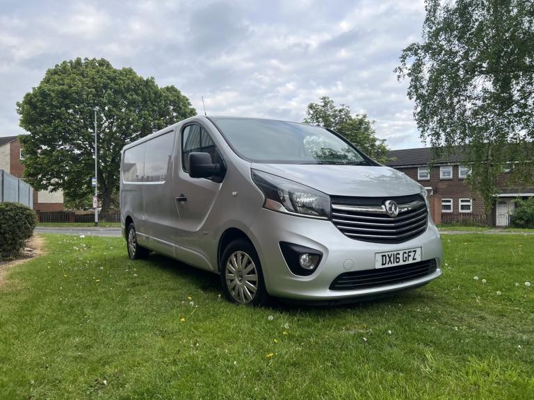 VAUXHALL VIVARO 1.6 CDTi 2900 BiTurbo ecoFLEX Sportive 2016