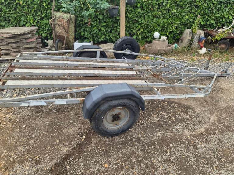 Motorbike trailer 