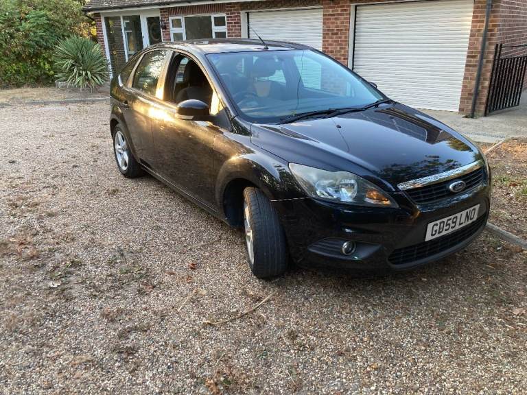  2010  FORD FOCUS 1.6  ZETEC  5 DOOR HATCHBACK, ULEZ  COMPLIANT, LONG MOT.