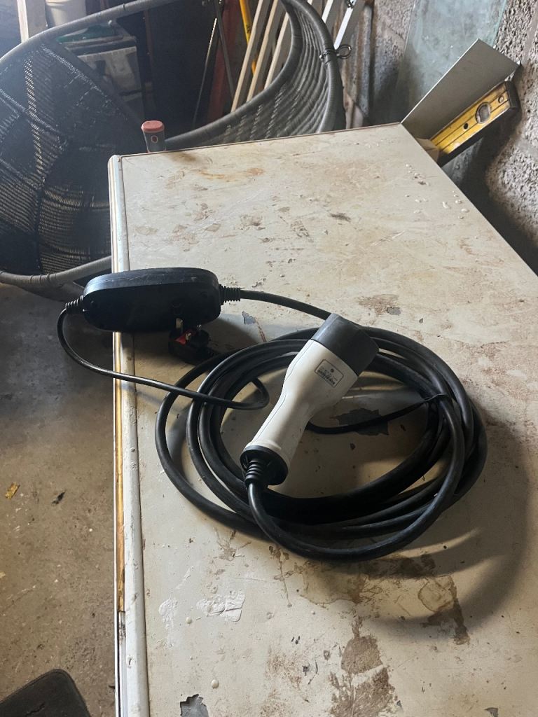 Electric car charger universal charger 