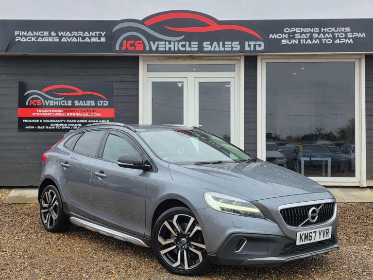 2017 Volvo V40 D4 [190] Cross Country Pro 5dr HATCHBACK DIESEL Manual