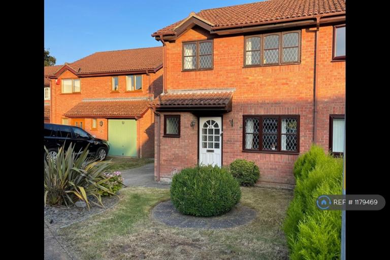 3 bedroom house in Haverscroft Close, Norwich, NR8 (3 bed) (#1179469)