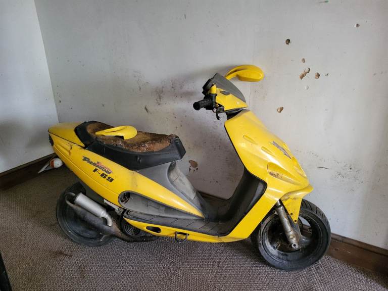 Malaguti Phantom 69cc moped