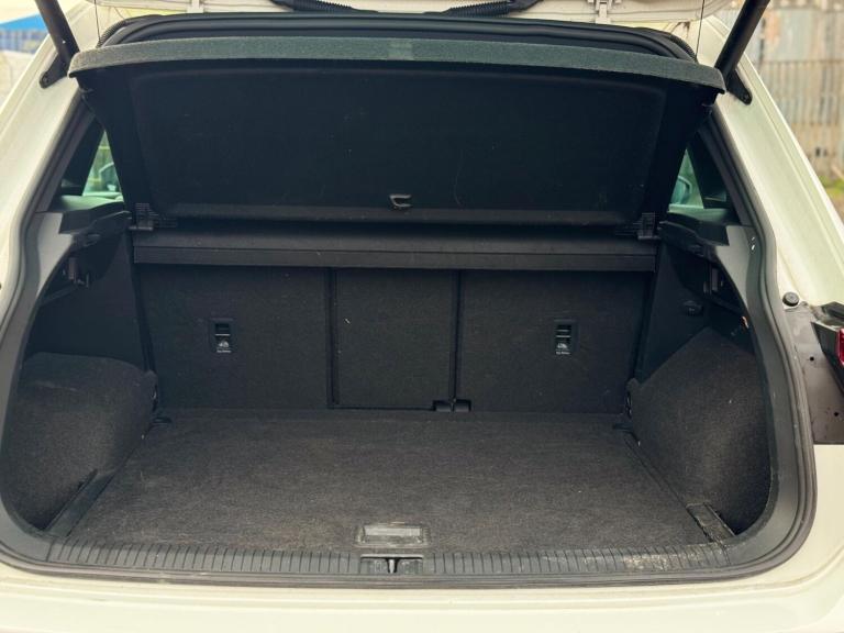 2019 Volkswagen Tiguan 1.5 TSI EVO R-Line DSG Euro 6 (s/s) 5dr ESTATE Petrol Automatic