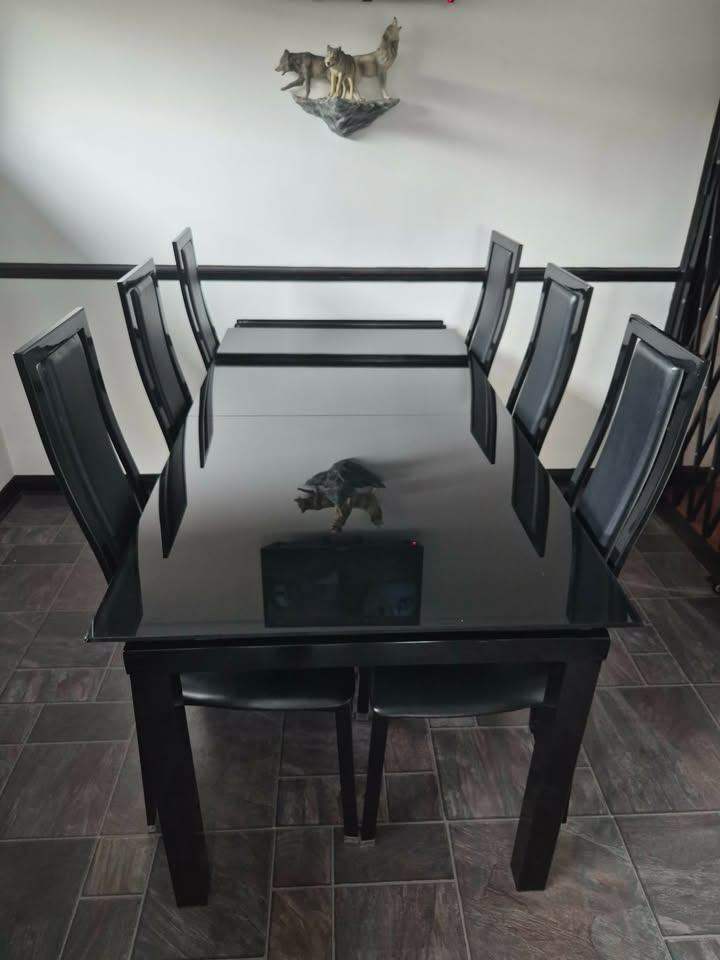 Black Glass Extending Dining Table & 6 Chairs, Extends 165-210cm