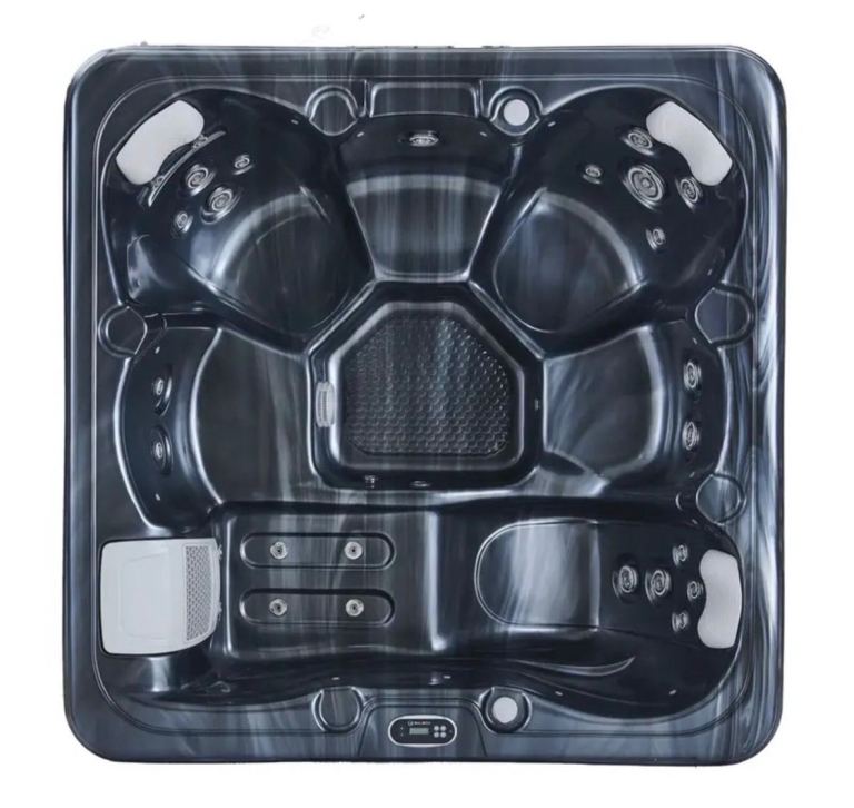 Brand New 6 Person Hot Tubs With Free Delivery 