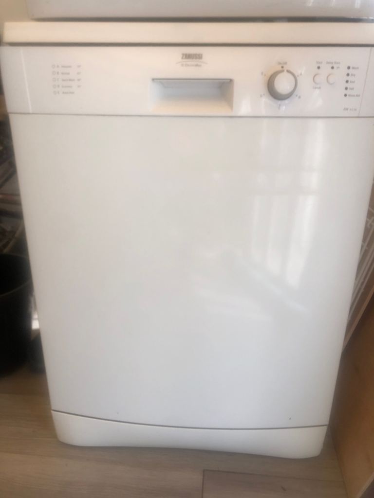Zanussi electrolux dishwasher 