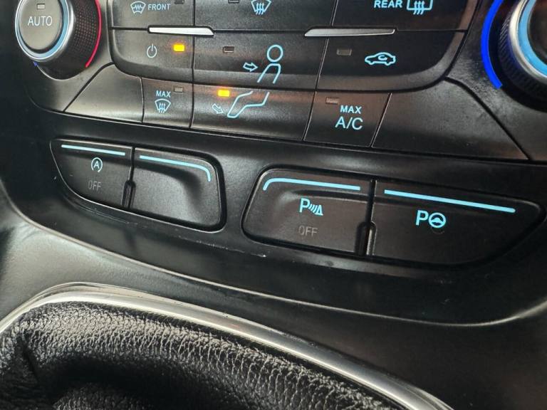 2018 Ford Kuga 1.5 TDCi ST-Line 5dr 2WD HATCHBACK DIESEL Manual