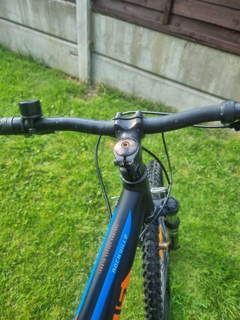 Serious Rockville 24" Children's Bike