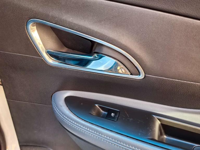 2013 Vauxhall Mokka 1.7 Mokka SE CDTi Auto 5dr SUV Diesel Automatic