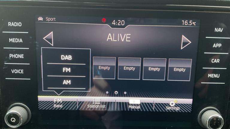 2018 Skoda Karoq 1.6 TDI SE L 5dr DSG ESTATE DIESEL Automatic