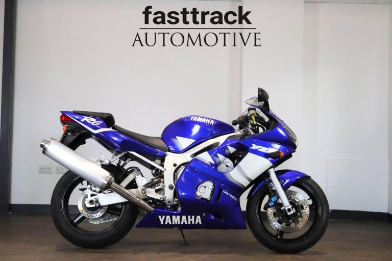 Yamaha R6 5EB 2000 - CLEAN ORIGINAL BIKE - LOW MILEAGE 