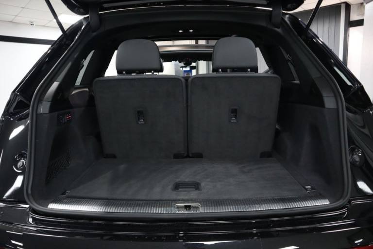 2018 68 AUDI Q7 3.0 TDI V6 50 BLACK EDITION SUV 5DR DIESEL TIPTRONIC QUATTRO EUR