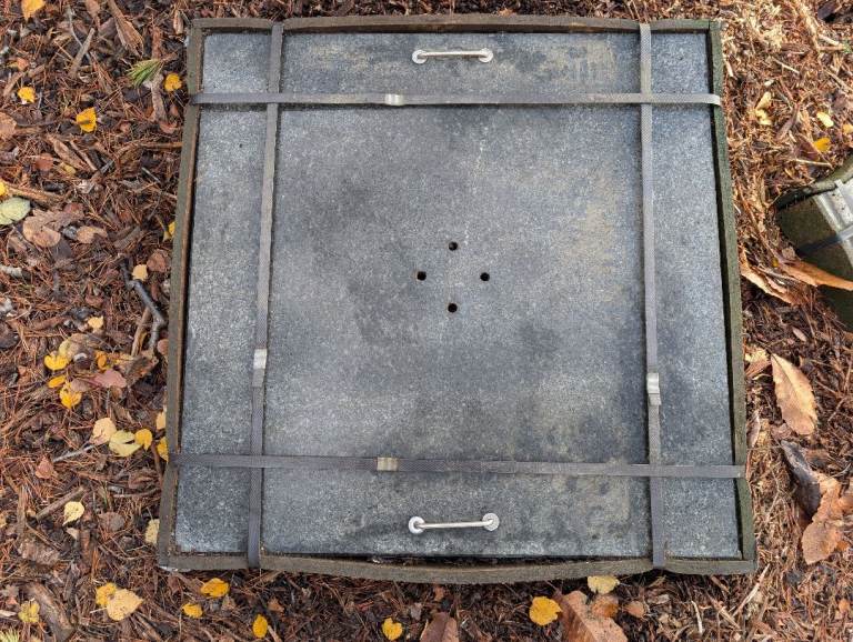 Granite parasol base, 80x80x7, new