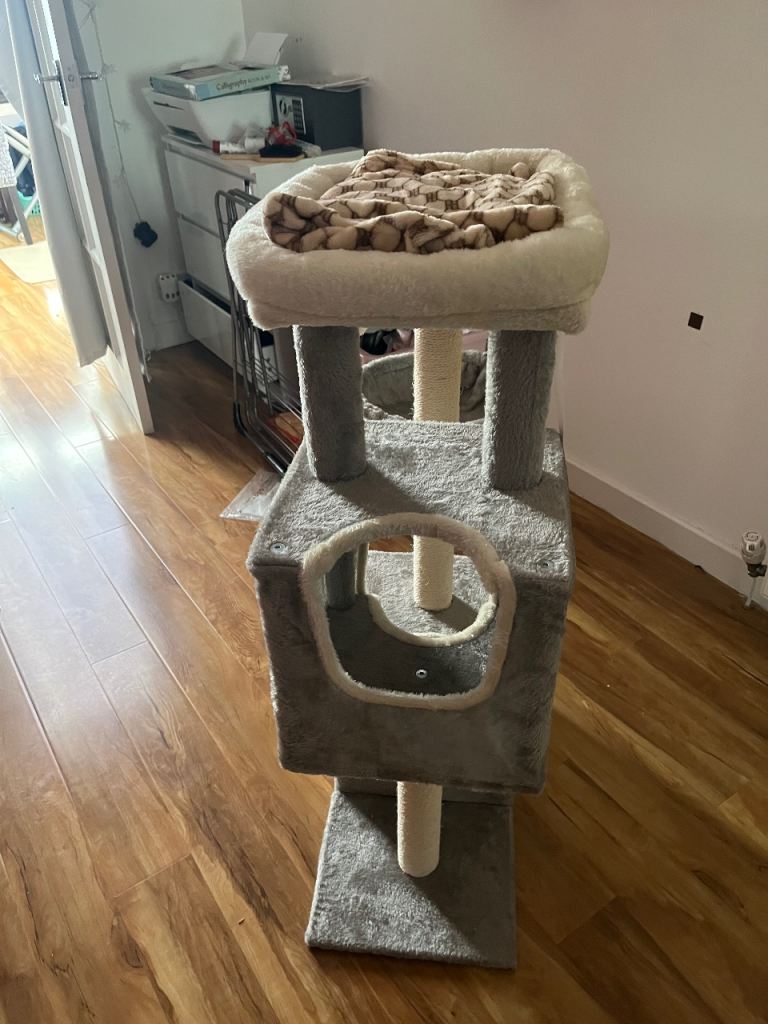 Cat tower 