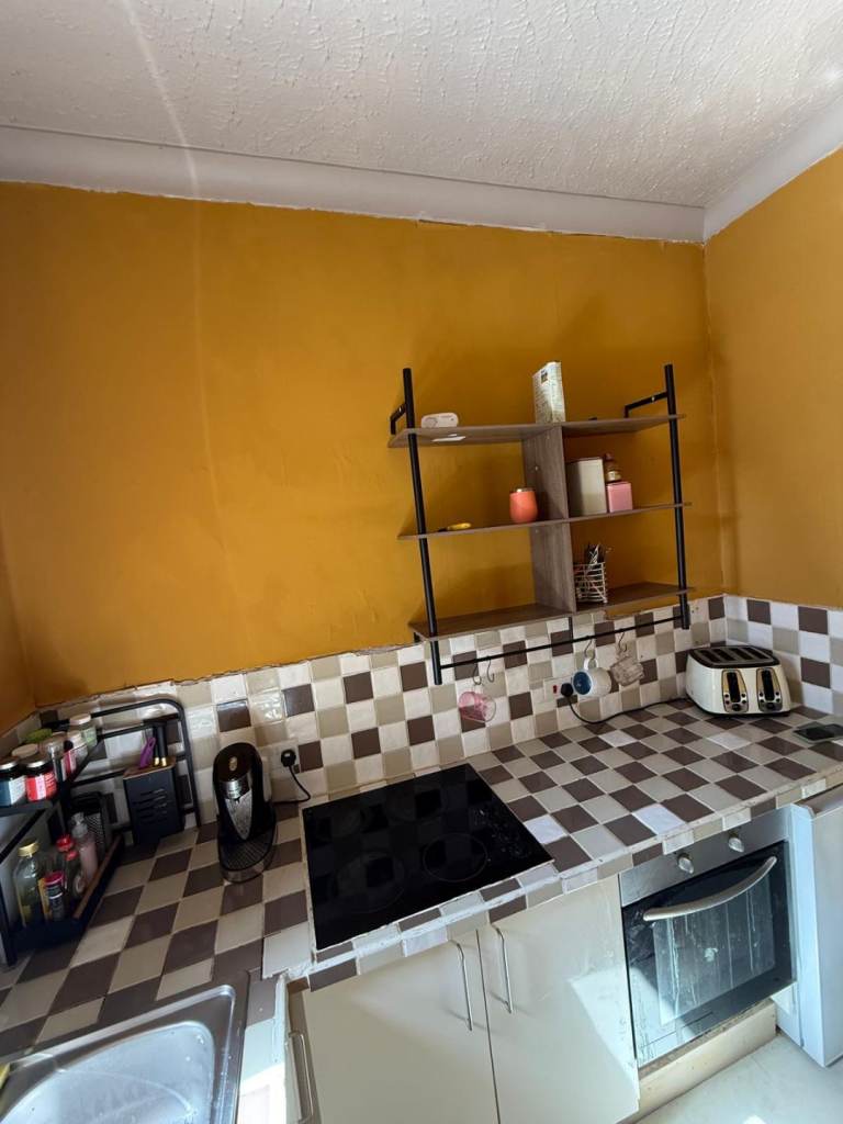 Spacious 2 Bedroom Flat for rent from July 1st '26 £650 pcm