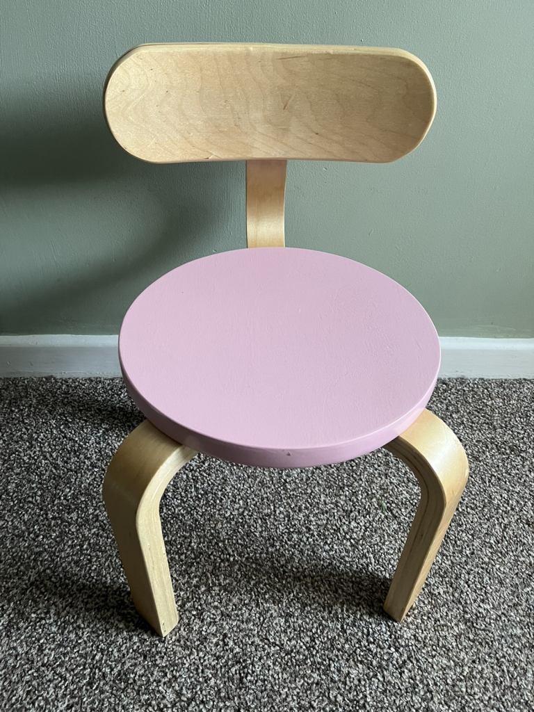 Kids wooden chair girl chair pink like new