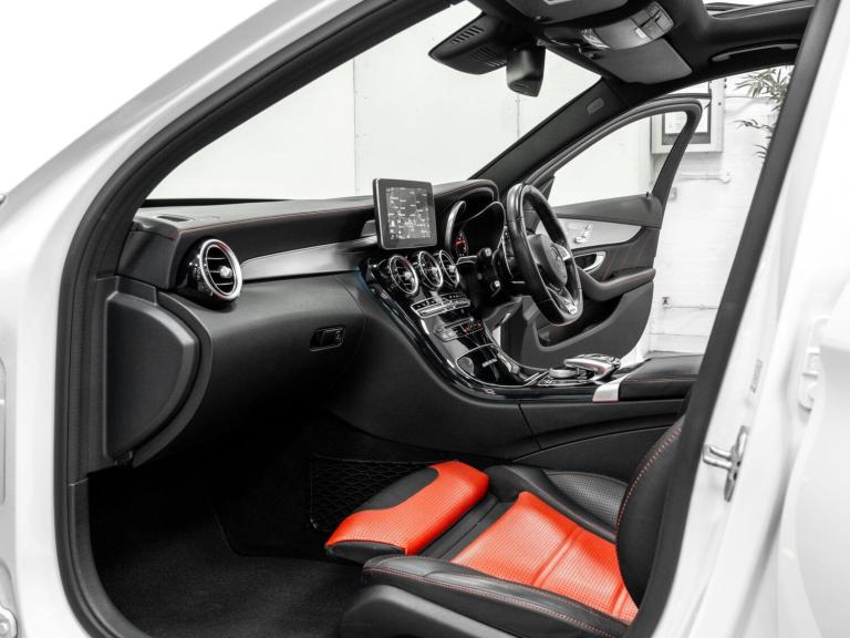 2015 Mercedes-Benz C Class 4.0 C63 V8 BiTurbo AMG (Premium) SpdS MCT Euro 6 (s/s) 4dr SALOON Petr...