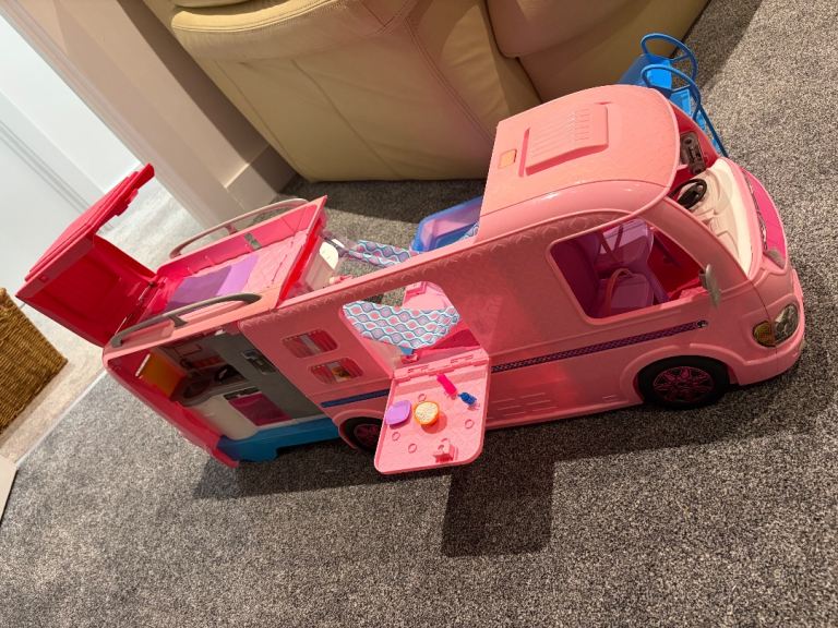 Barbie Campervan