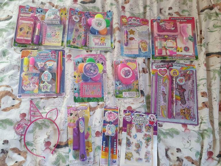 Hatchimals magazine toy/hair accessories/stationery set bundle 
