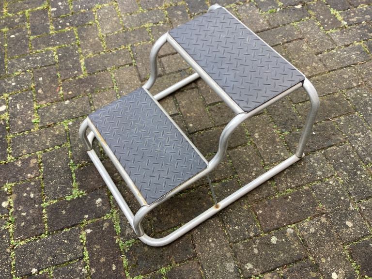 MILENCO DOUBLE CARAVAN STEP RUBBER TREADS