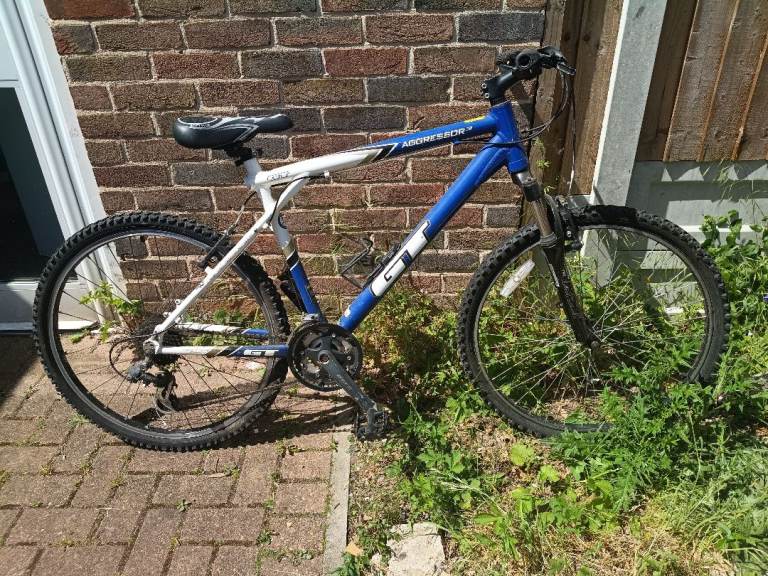 GT Aggressor 3 mountain bike spares or repair.