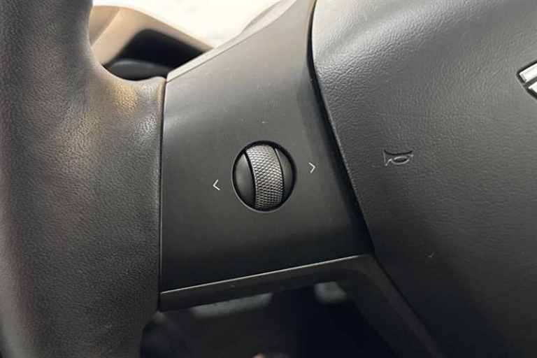 2022 Tesla Model 3 Performance AWD 4dr [Performance Upgrade] Auto SALOON ELECTRIC Automatic