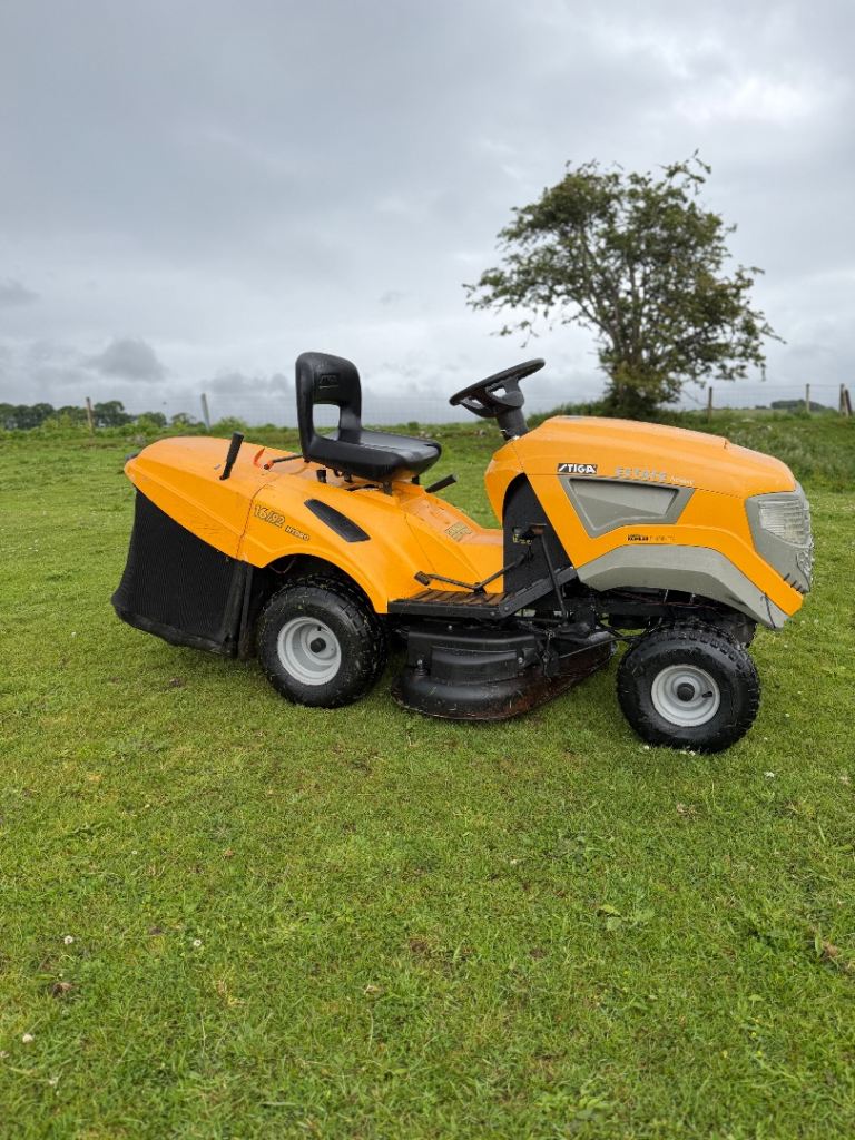 Stiga hydro 16/92 ride on mower lawnmower garden tractor westwood john deere